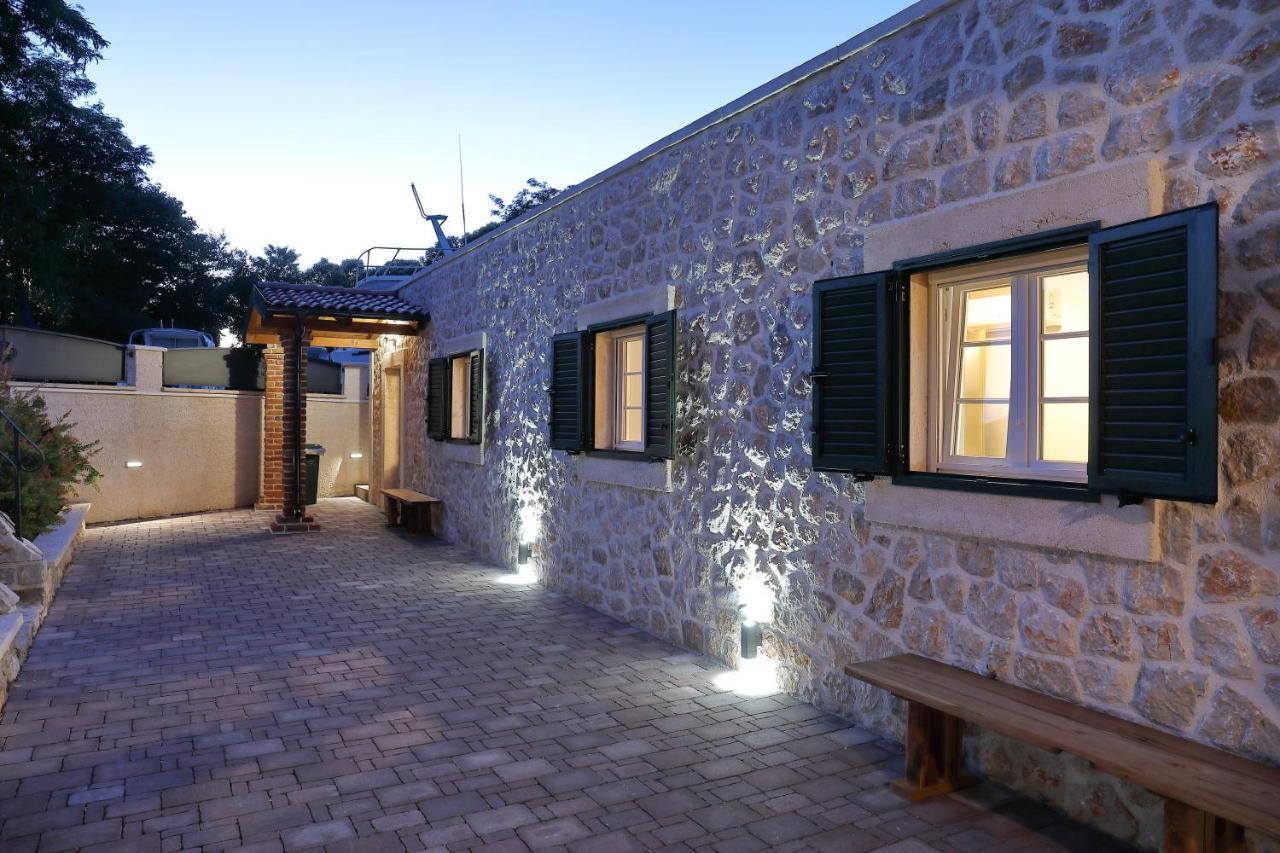 Stone Fantasy Villa Задар Екстериор снимка