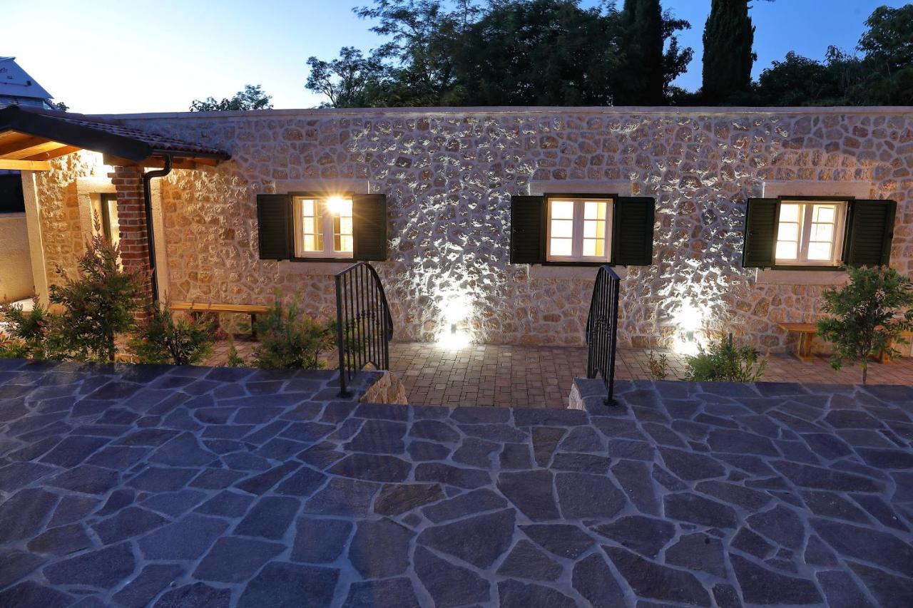 Stone Fantasy Villa Задар Екстериор снимка